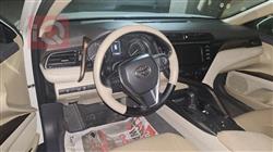 تۆیۆتا کامری